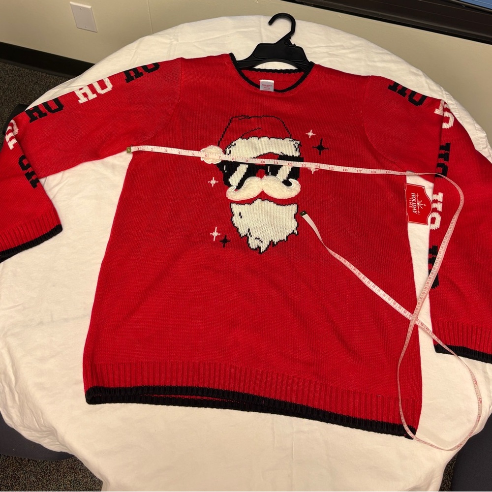 Holiday Time Festive Red Santa in Sunglasses Crewneck Sweater juniors xxl